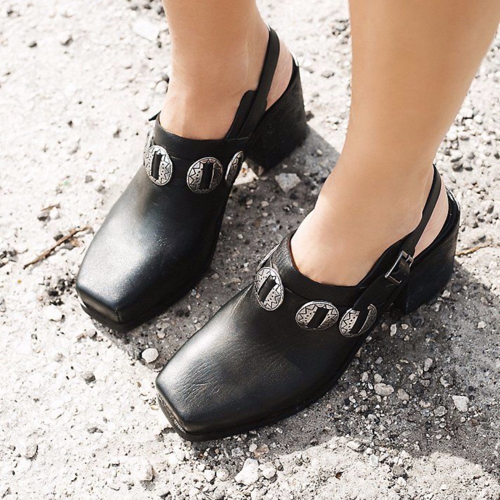 Intentionally Blank Western Honcho Clogs sz 10